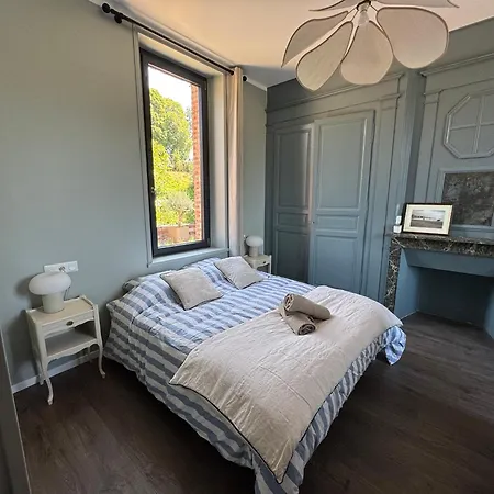 Maison Eudoise, Piscine Et Ferienhaus