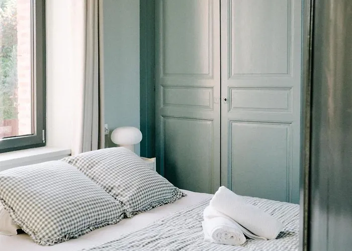 Maison Eudoise, Piscine Et * Eu (Seine-Maritime)