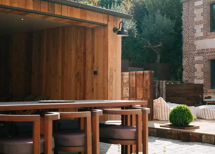 Maison Eudoise, Piscine Et Eu (Seine-Maritime)